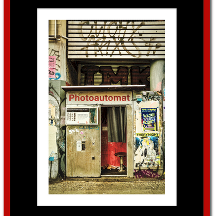 Photoautomat (Colored Edition)